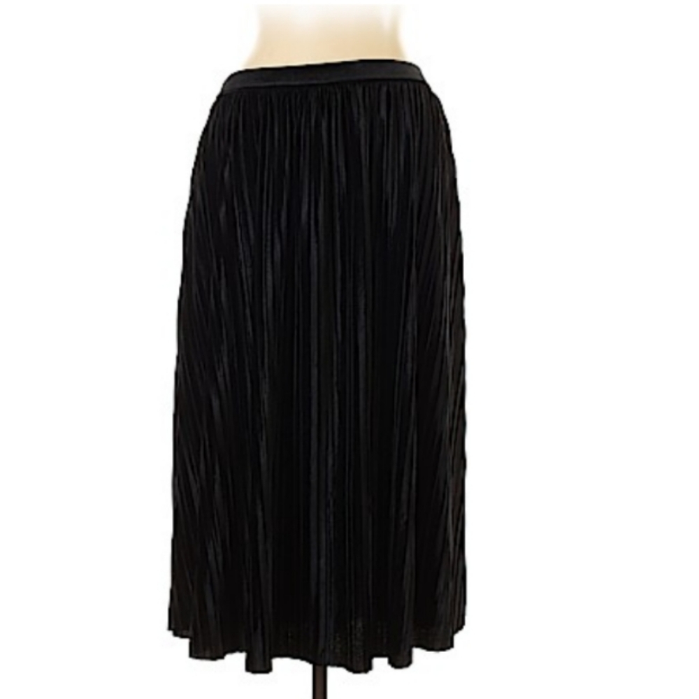WD. NY Casual Black Skirt Size XL